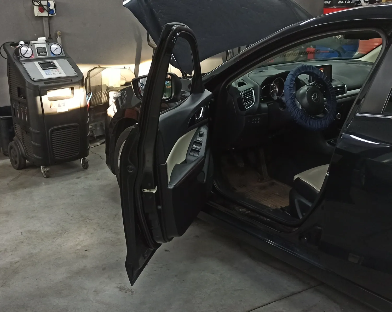 zdjęcie przedstawiające EuroWarsztat Upperclass Service