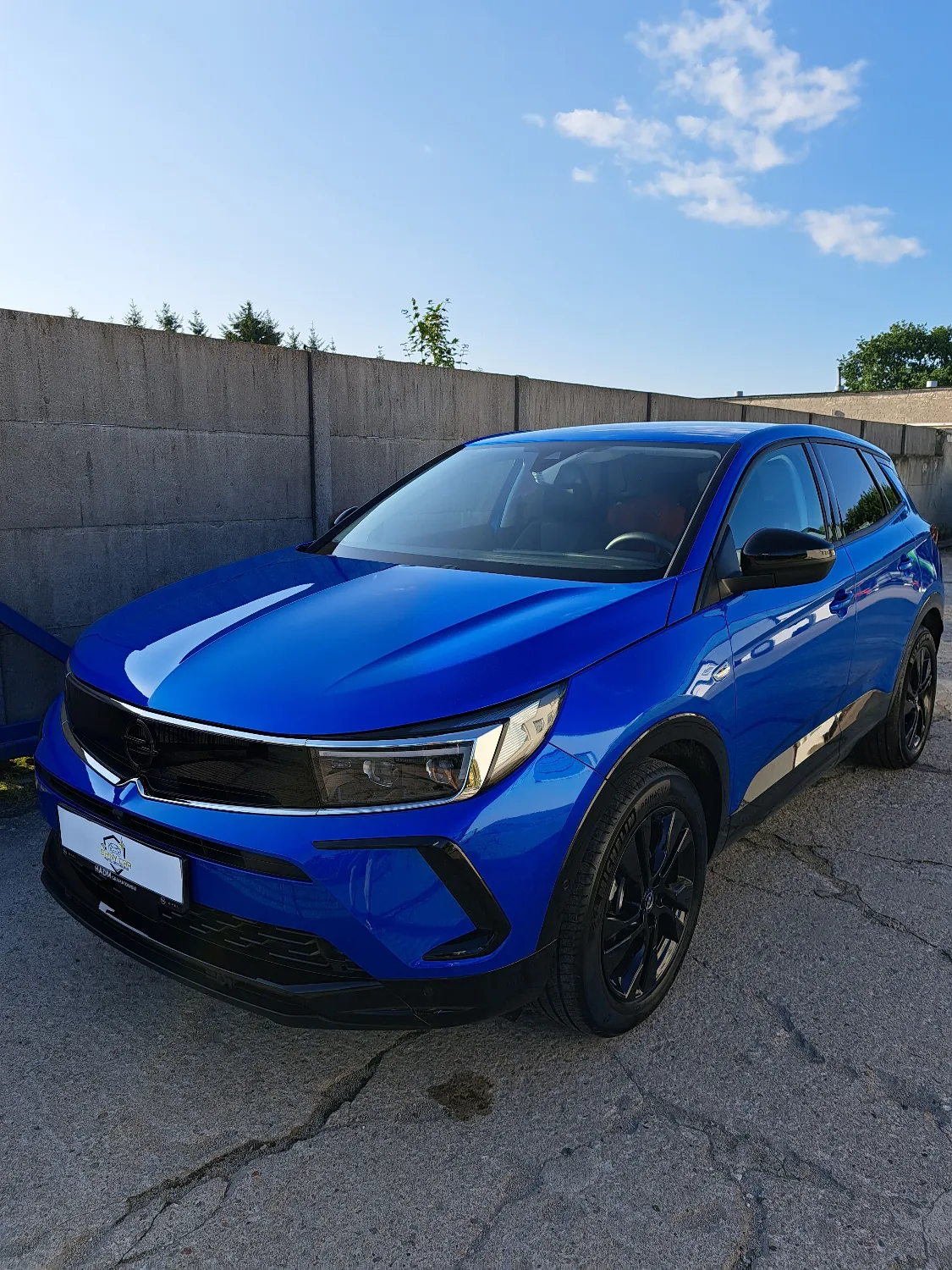 zdjęcie przedstawiające SHINY CAR - Auto detailing / Myjnia ręczna Elbląg