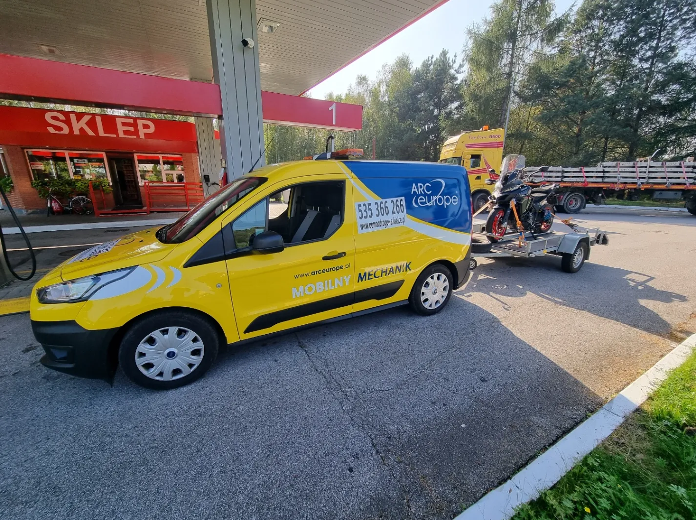 zdjęcie przedstawiające Pomoc Drogowa Kielce S7 24/7