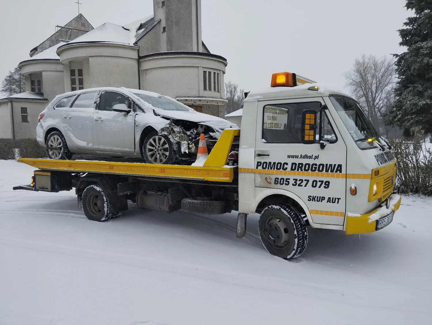 zdjęcie przedstawiające Pomoc Drogowa KD HOL