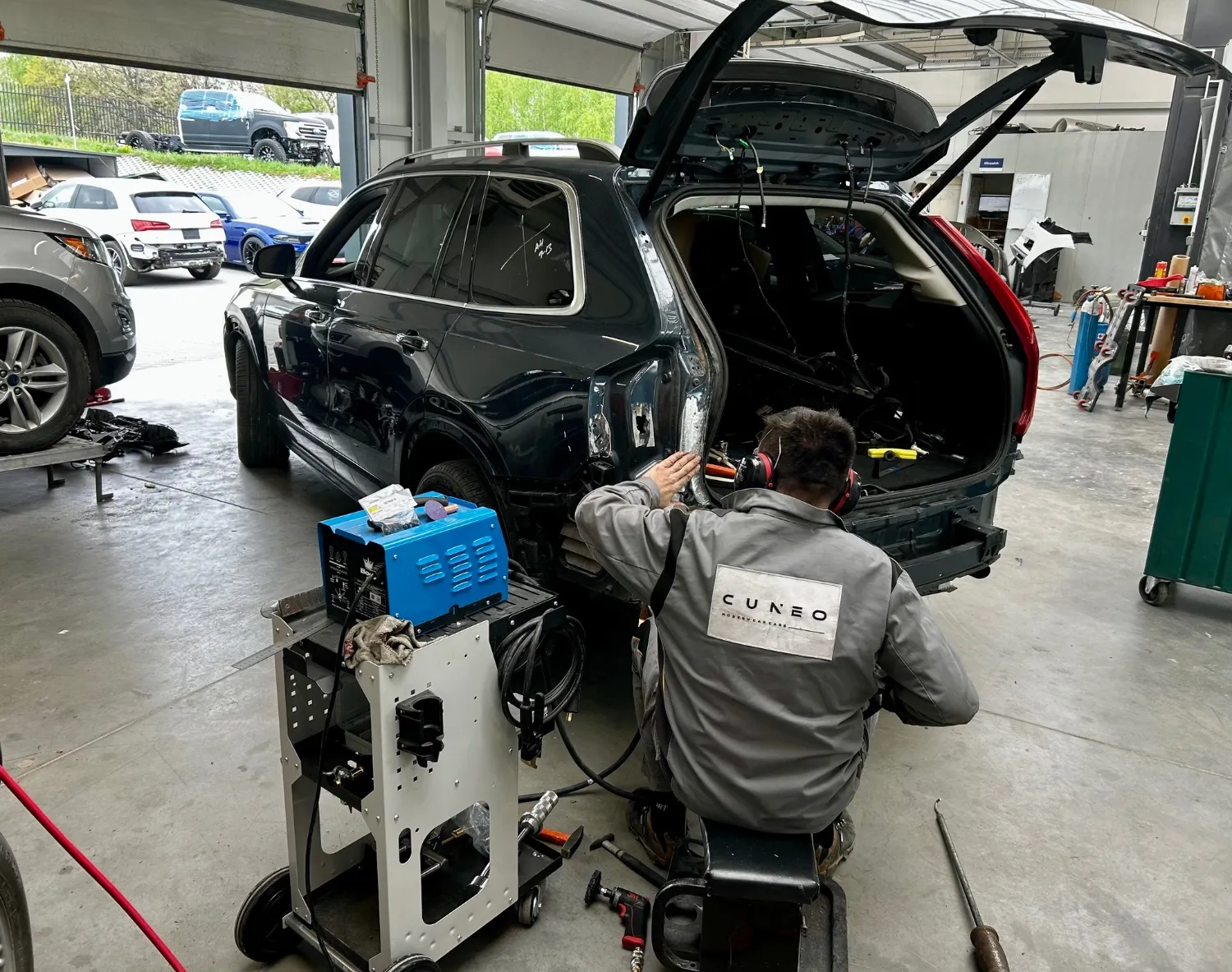 zdjęcie przedstawiające CUNEO Modern Car Care