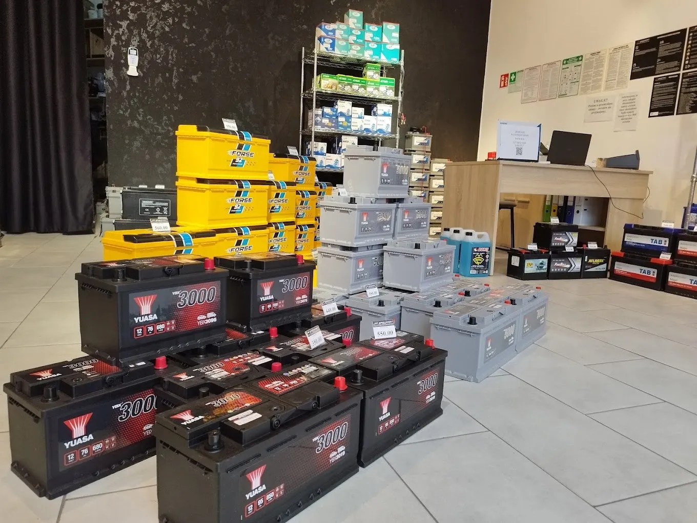 zdjęcie przedstawiające Akumulatory Specpart Bydgoszcz Szafirowa