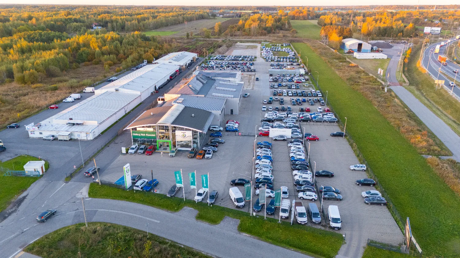 zdjęcie przedstawiające Autoryzowany Serwis Skoda i Volkswagen Samochody Osobowe- CARSED