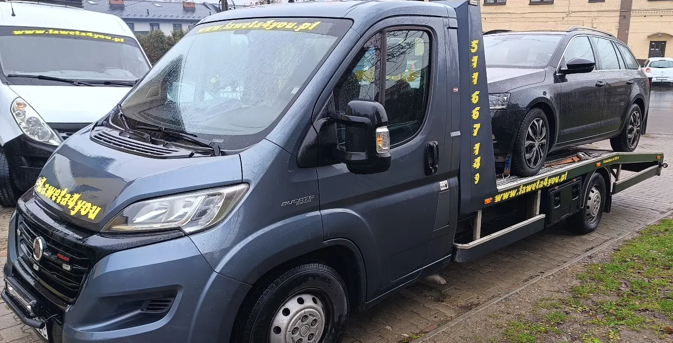 zdjęcie przedstawiające POMOC DROGOWA Laweta4you