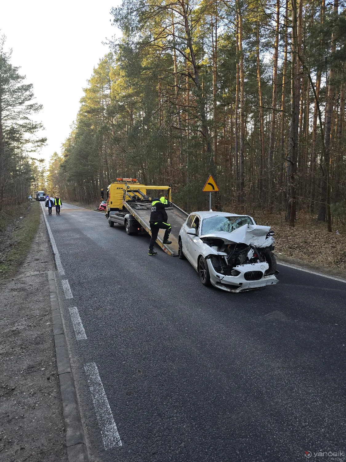 zdjęcie przedstawiające Pomoc Drogowa CARSHOL - Borys Sławek