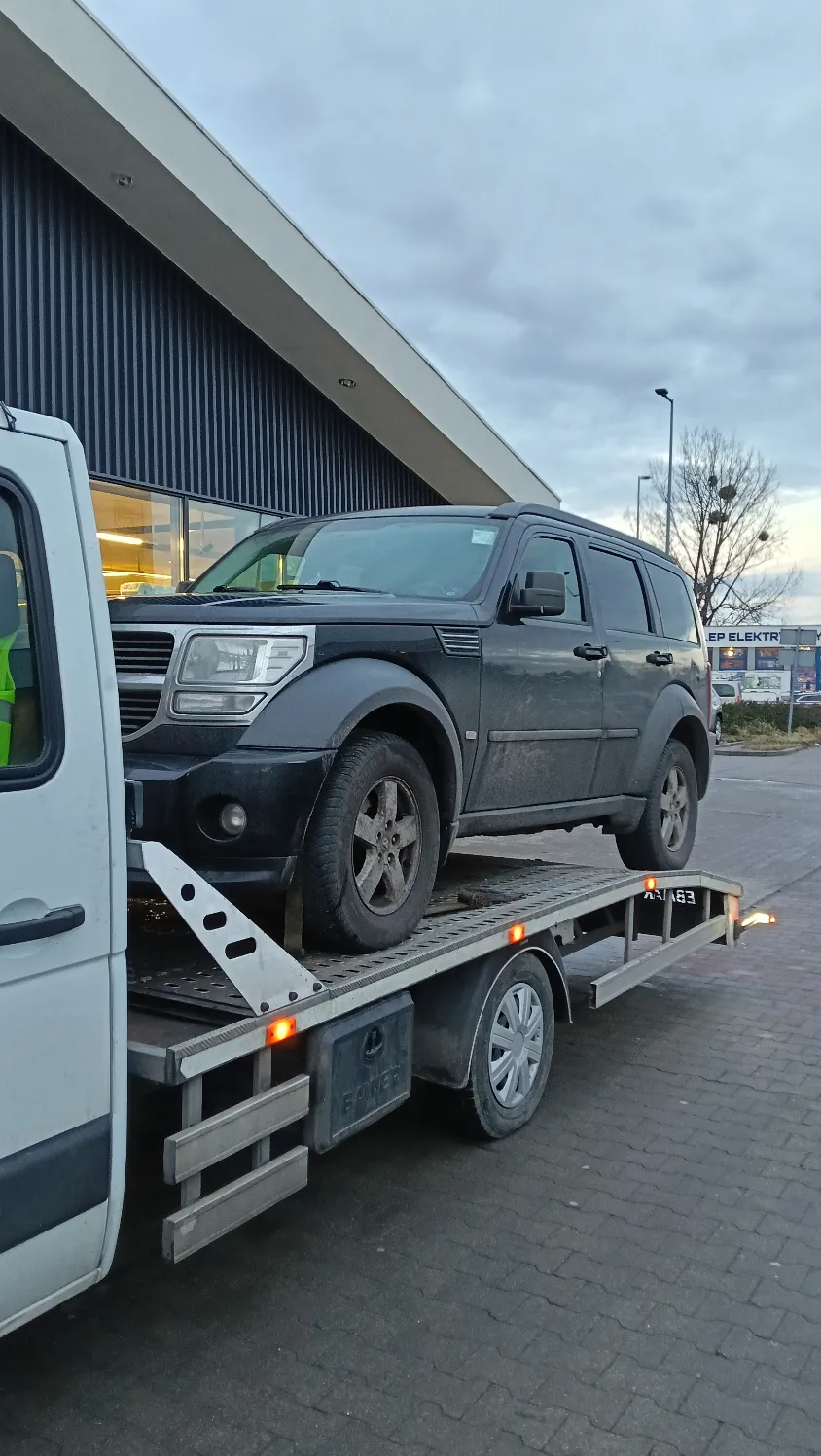 zdjęcie przedstawiające Pomoc drogowa 24h/7 Leszno-Laweta-Auto pomoc S5