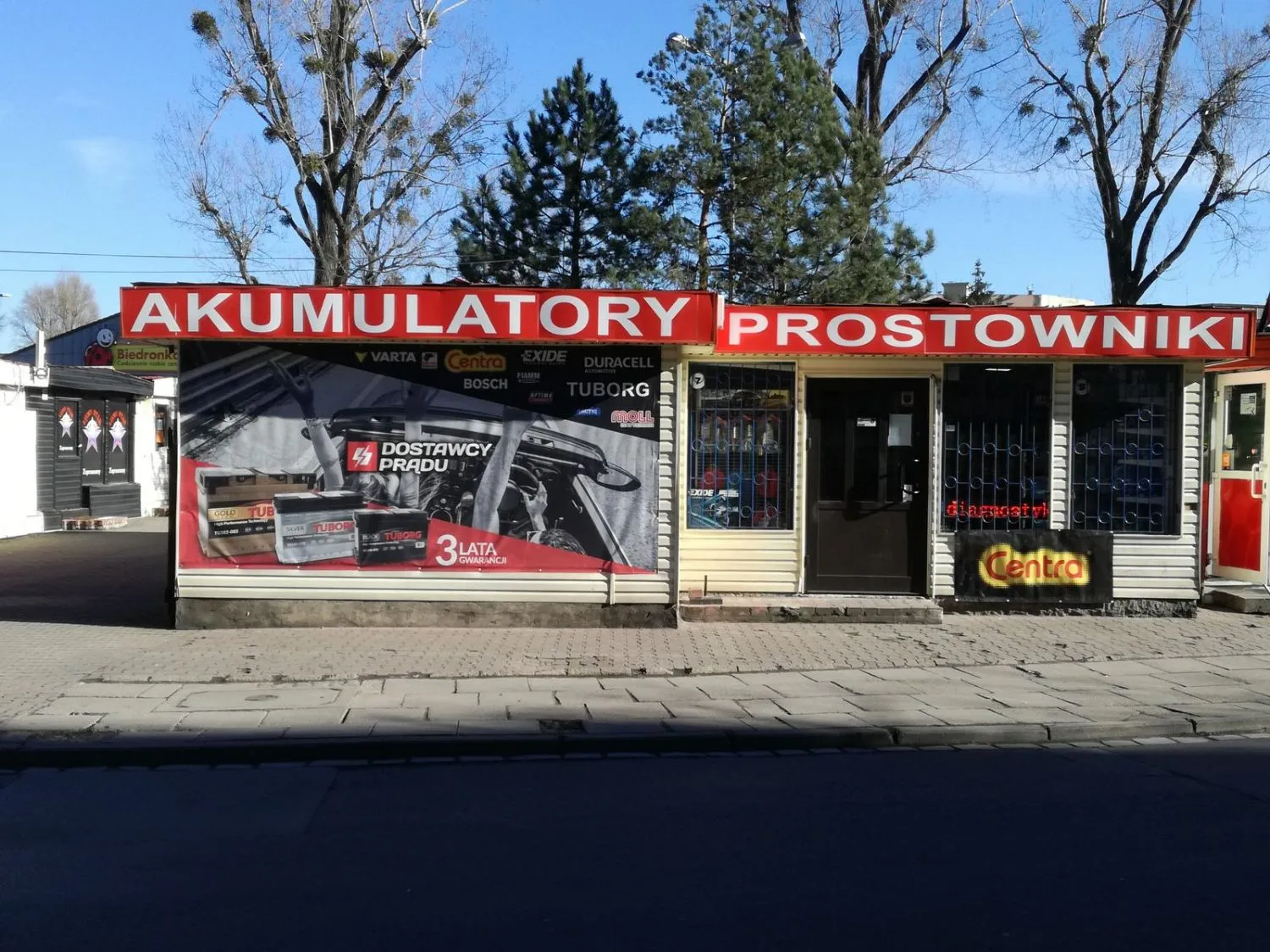 zdjęcie przedstawiające Dostawcy Prądu- Akumulatory Orzechowa