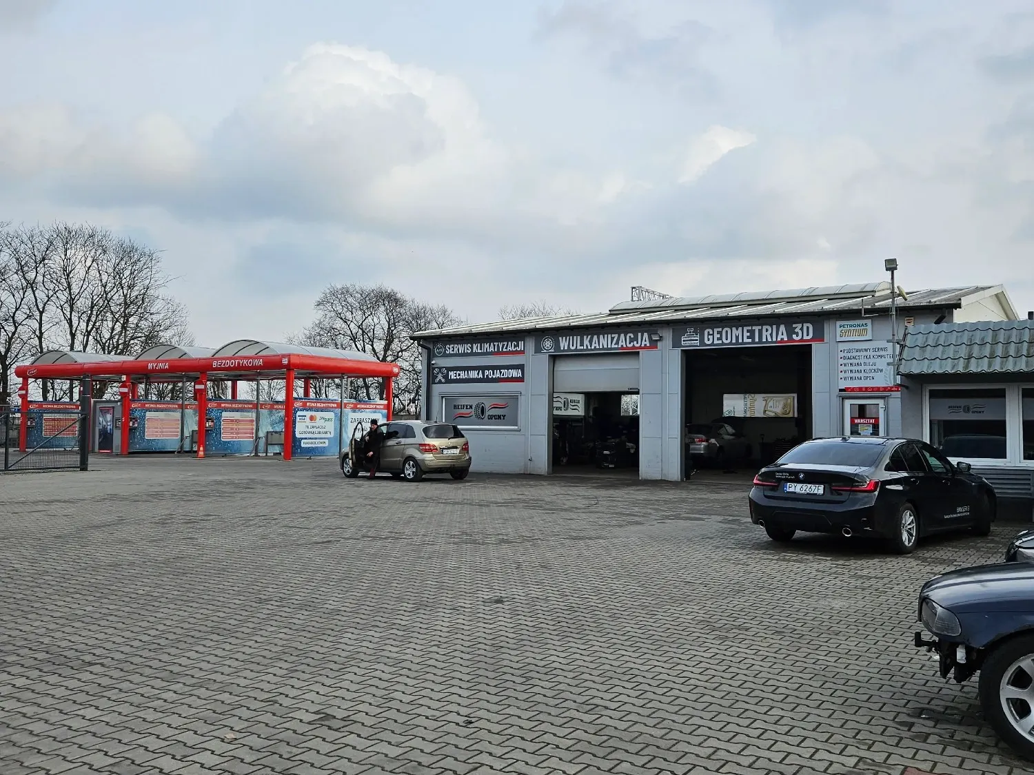 zdjęcie przedstawiające Auto&Agrar Service Pomoc Drogowa 24h