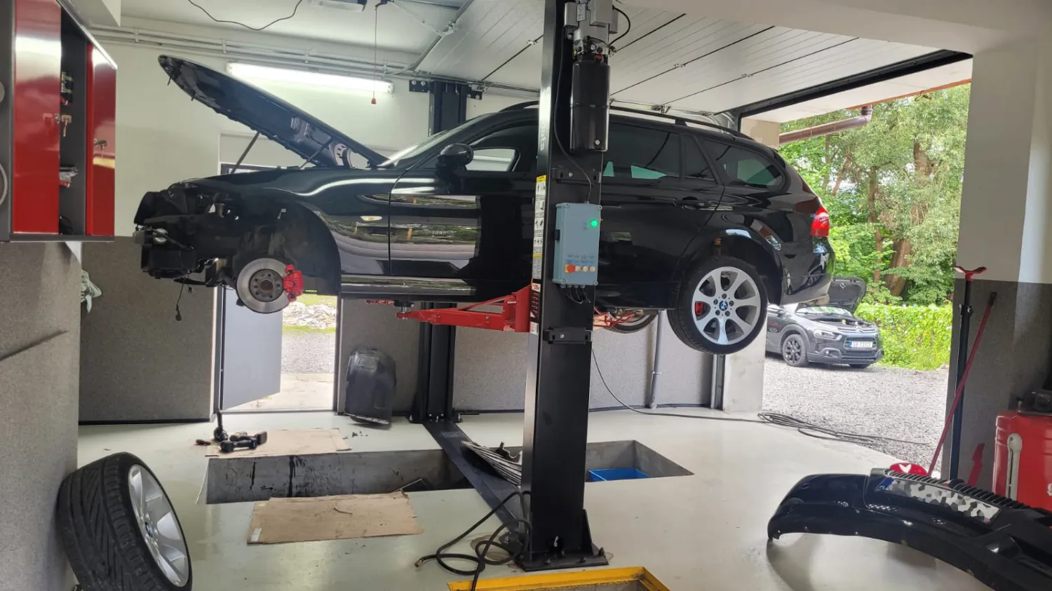 zdjęcie przedstawiające AUTO-TECH Mechanik samochodowy Bielsko-Biała