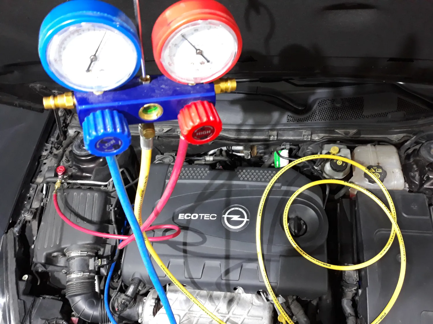 zdjęcie przedstawiające Serwis klimatyzacji samochodowej, auto-gaz