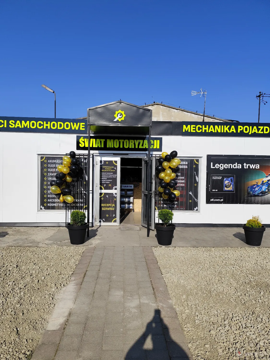 zdjęcie przedstawiające ŚWIAT MOTORYZACJI