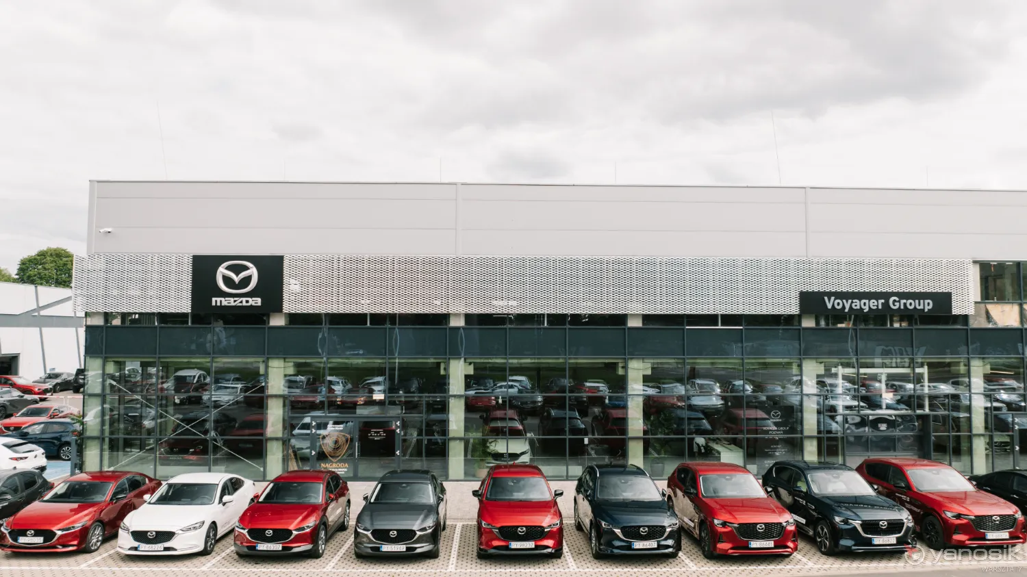 zdjęcie przedstawiające Autoryzowany Dealer i Serwis Mazda - Voyager Poznań