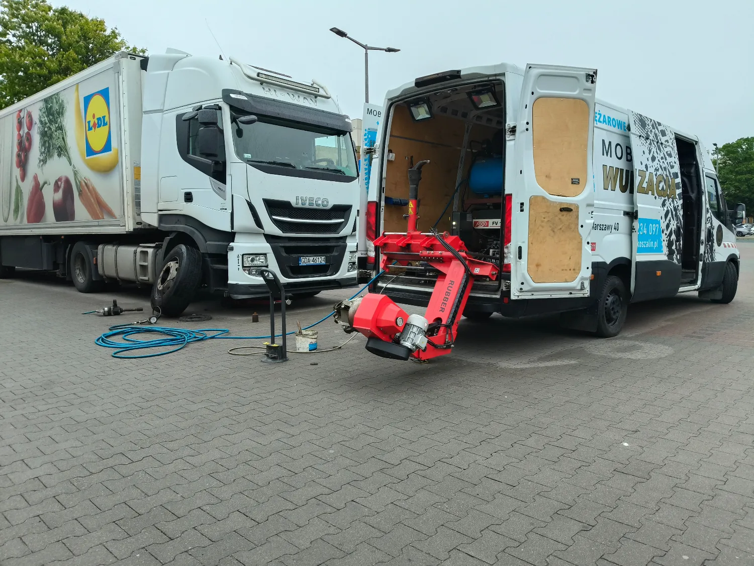 zdjęcie przedstawiające Serwis Opon MARCO