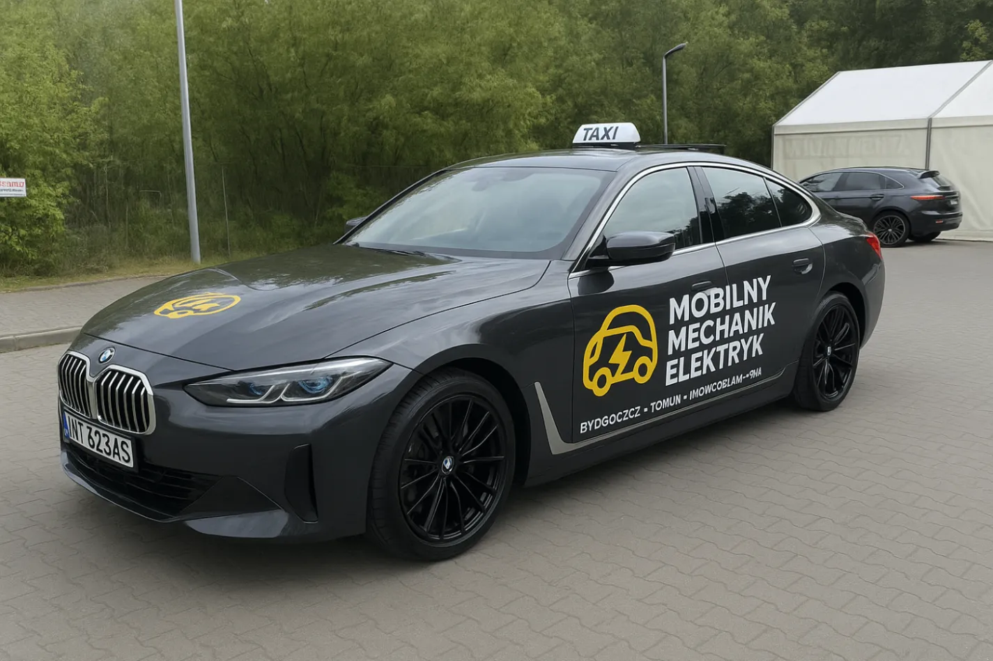 zdjęcie przedstawiające Mobilny elektryk samochodowy Mechanik z dojazdem