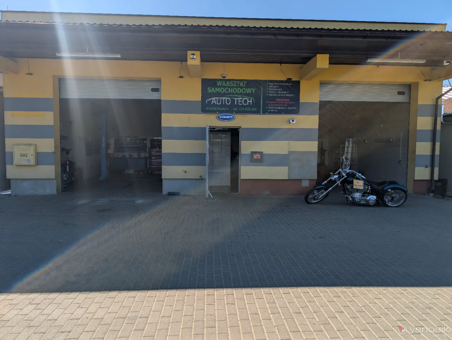 zdjęcie przedstawiające AutoTech