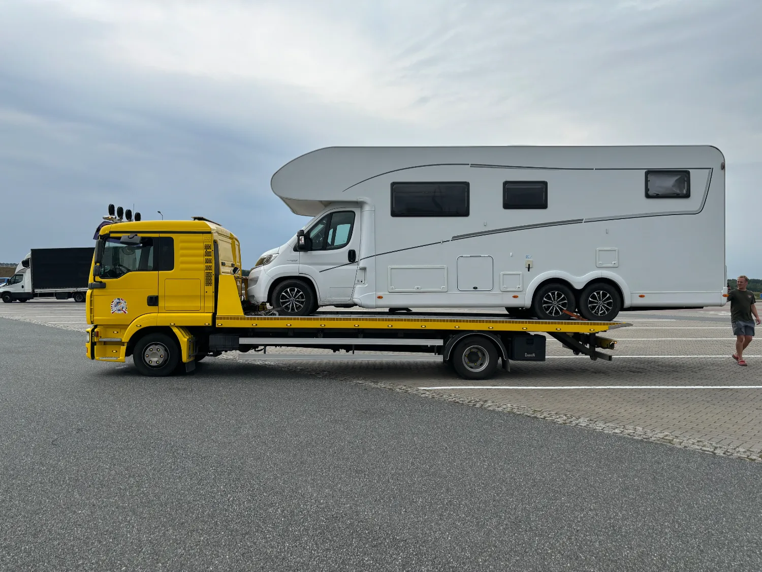 zdjęcie przedstawiające Auto-Holl Lesiak S.C.