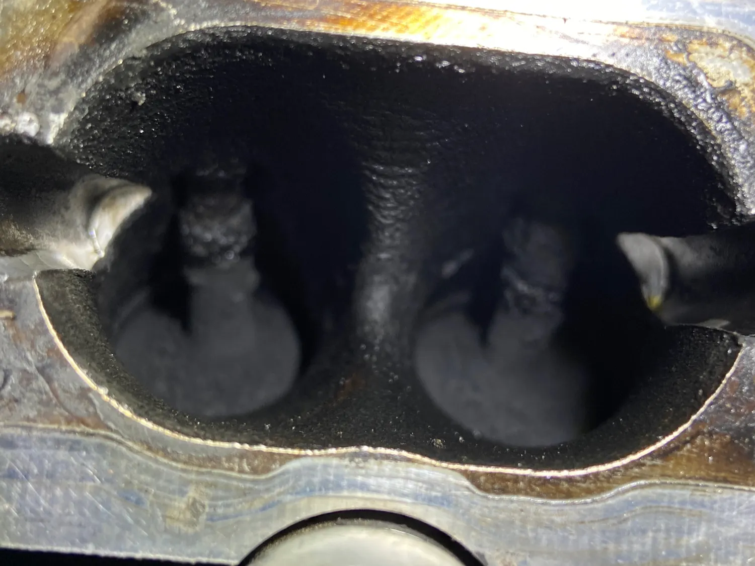 zdjęcie przedstawiające Engine Mechanika Pojazdowa