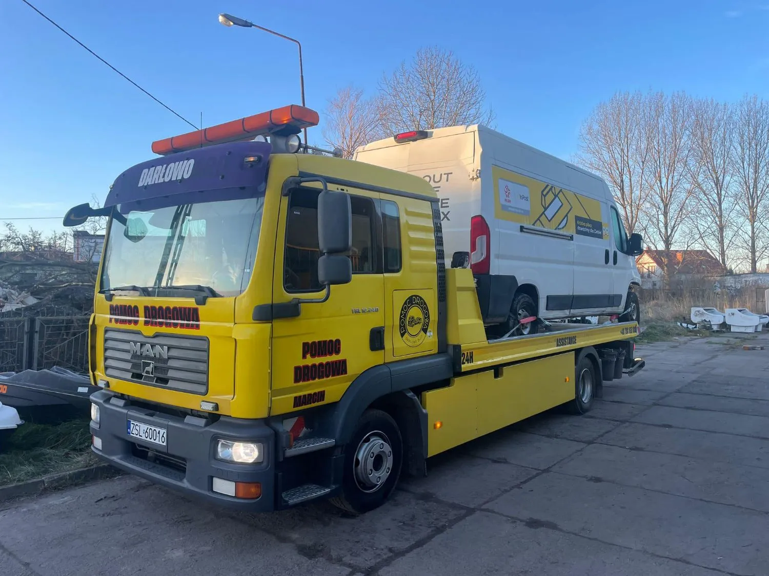 zdjęcie przedstawiające POMOC DROGOWA DARŁOWO 24/7