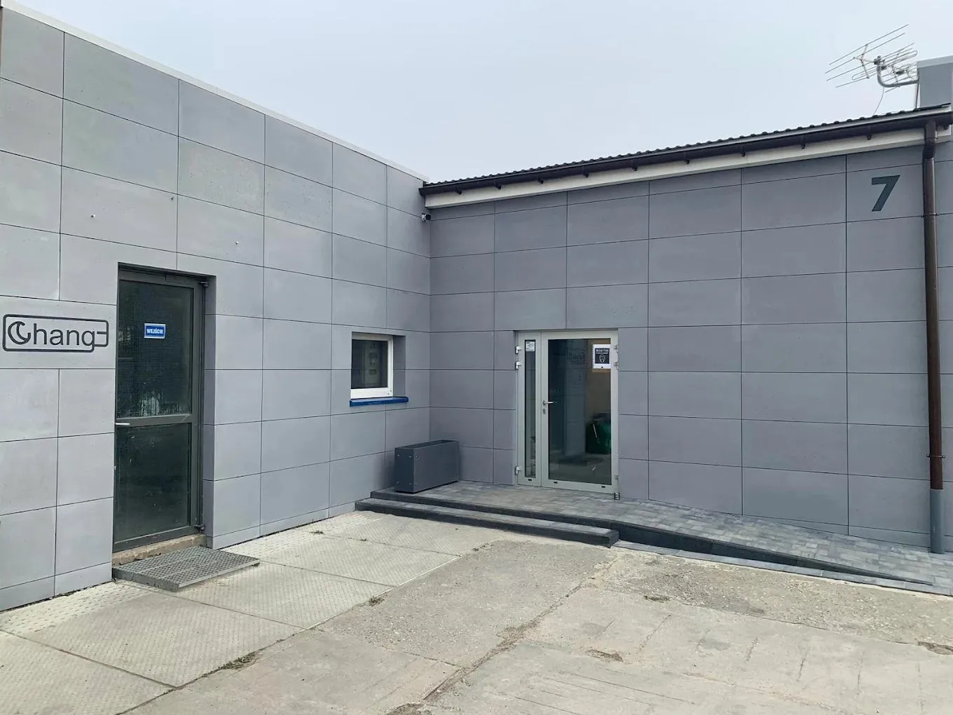 zdjęcie przedstawiające CHANGE ANDRZEJ PIEKARSKI