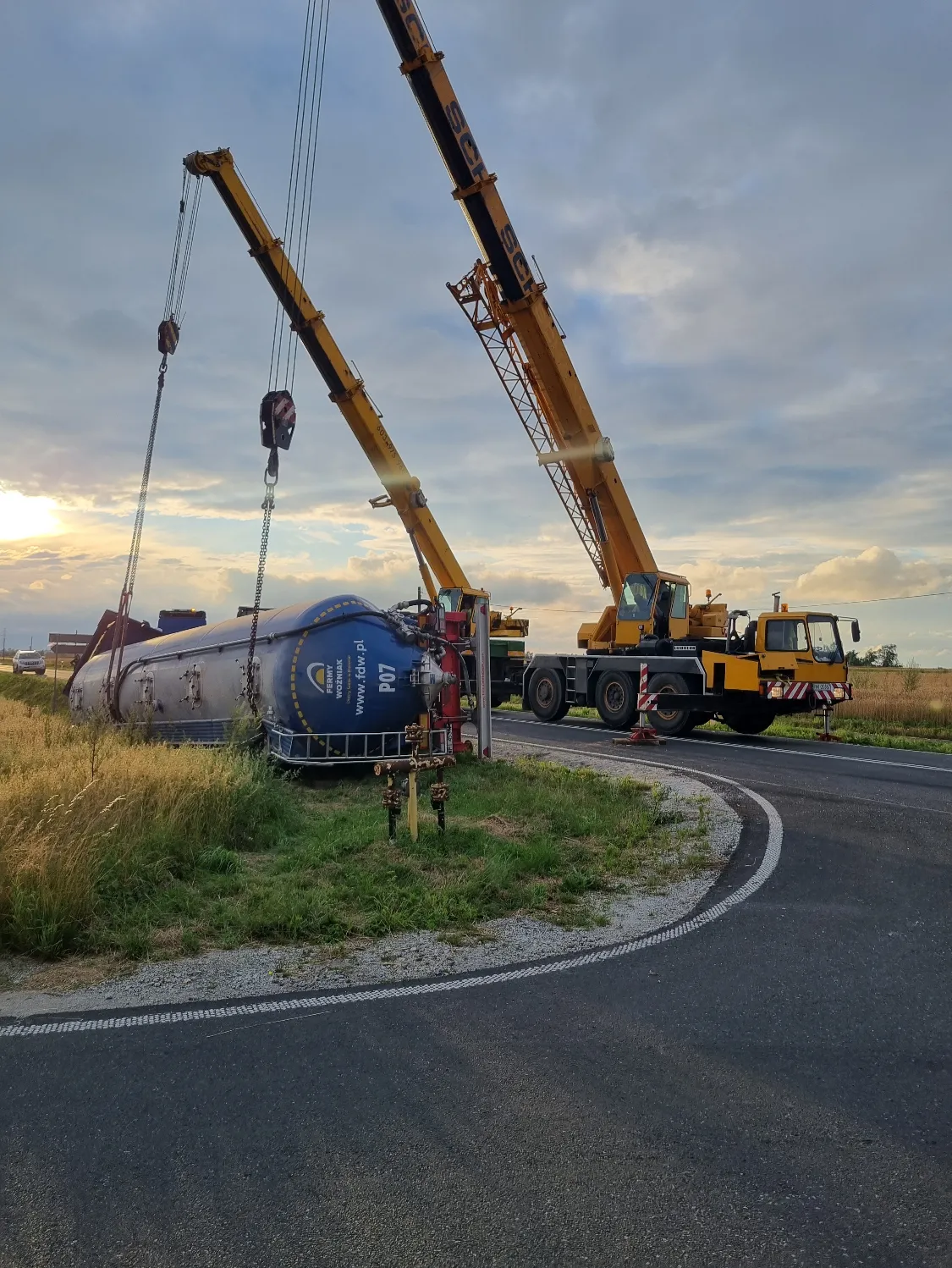 zdjęcie przedstawiające Pomoc Drogowa 24h serwis mobilny