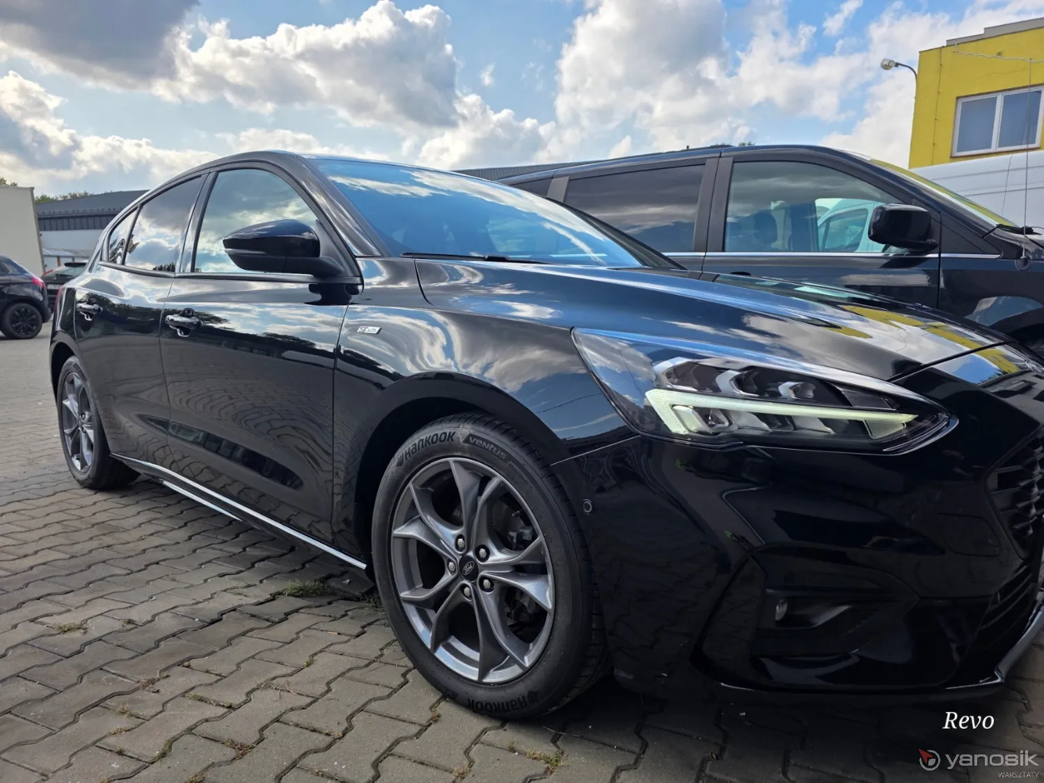 zdjęcie przedstawiające REVO Detailing, myjnia ręczna