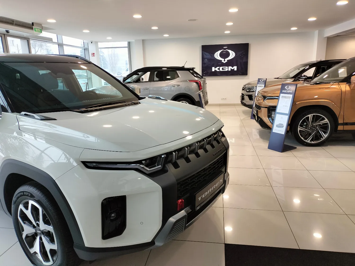 zdjęcie przedstawiające KGM SsangYong BAIC OPEL Dixi-Car Plaza