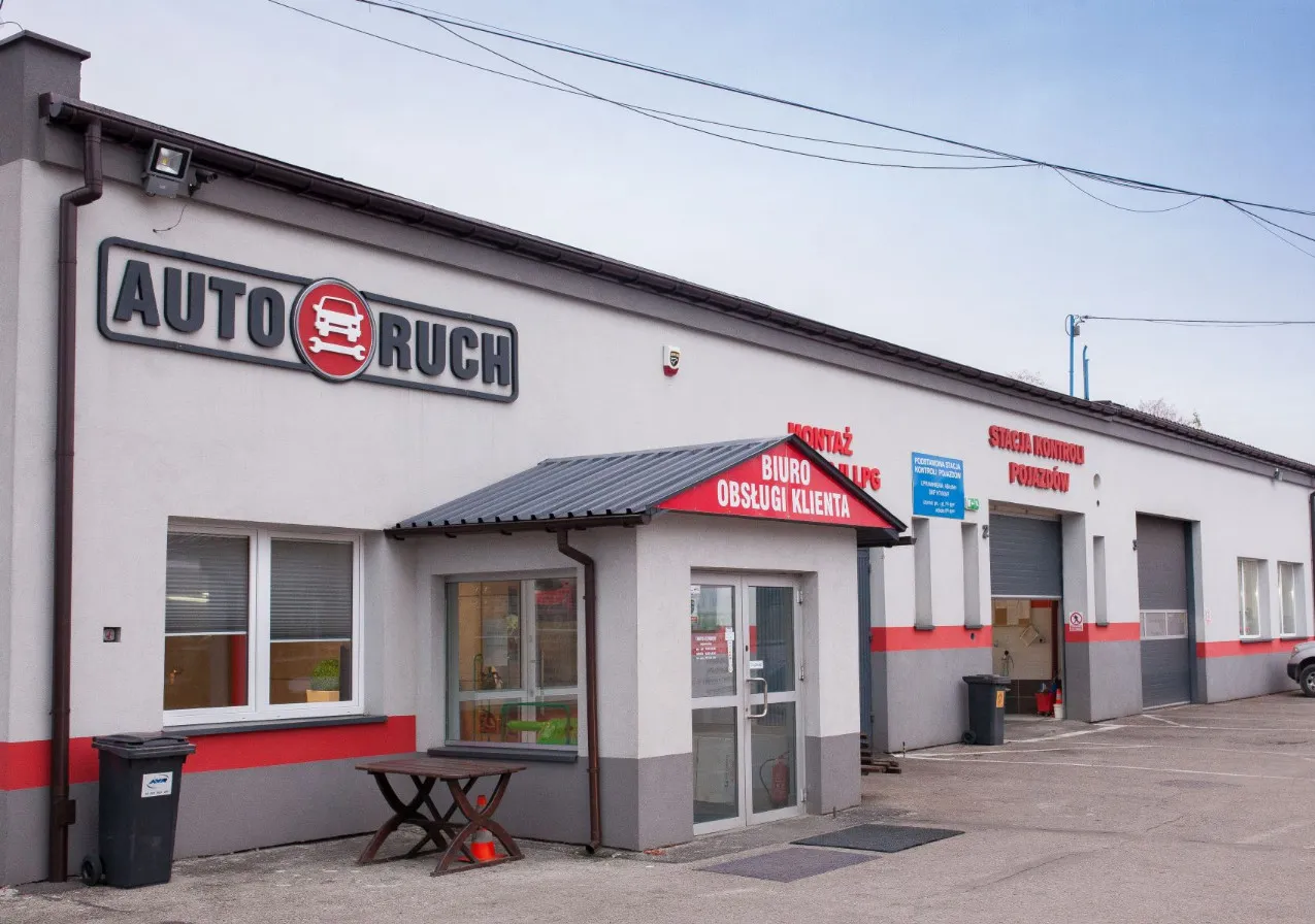 zdjęcie przedstawiające AUTO-RUCH 