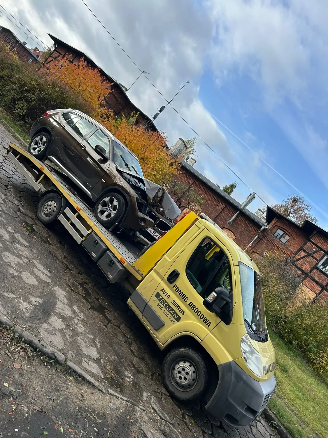 zdjęcie przedstawiające Pomoc Drogowa Bydgoszcz Laweta Mechanika Pojazdowa Łukasz Trojan