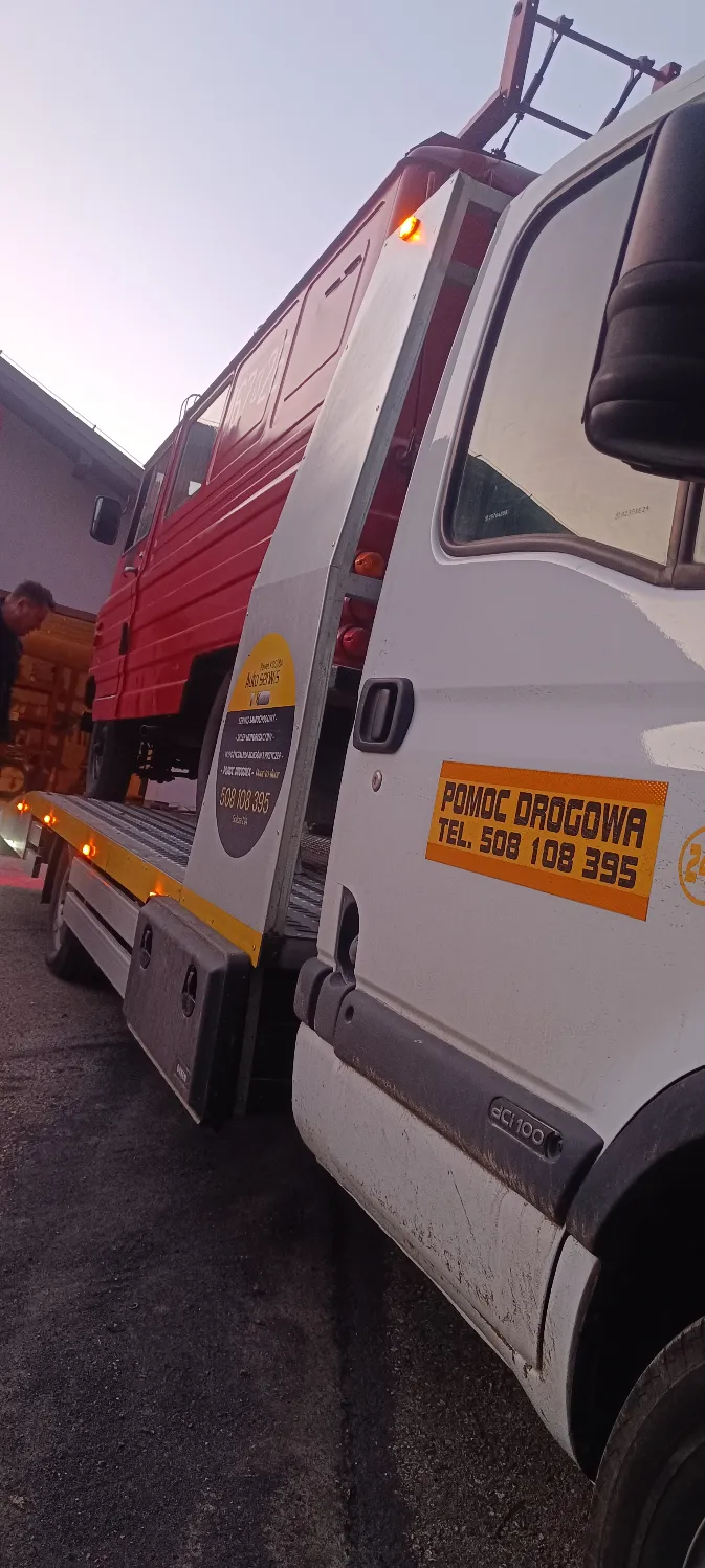 zdjęcie przedstawiające POMOC DROGOWA Kosiba