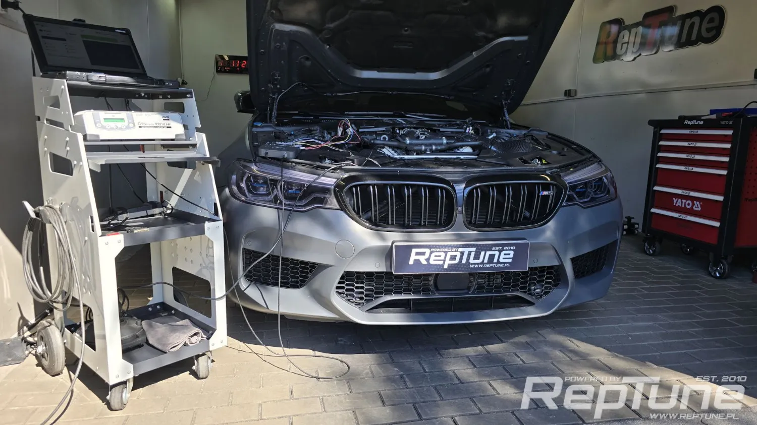 zdjęcie przedstawiające RepTune - Tuning mechaniczny i elektroniczny, serwis zaawansowany