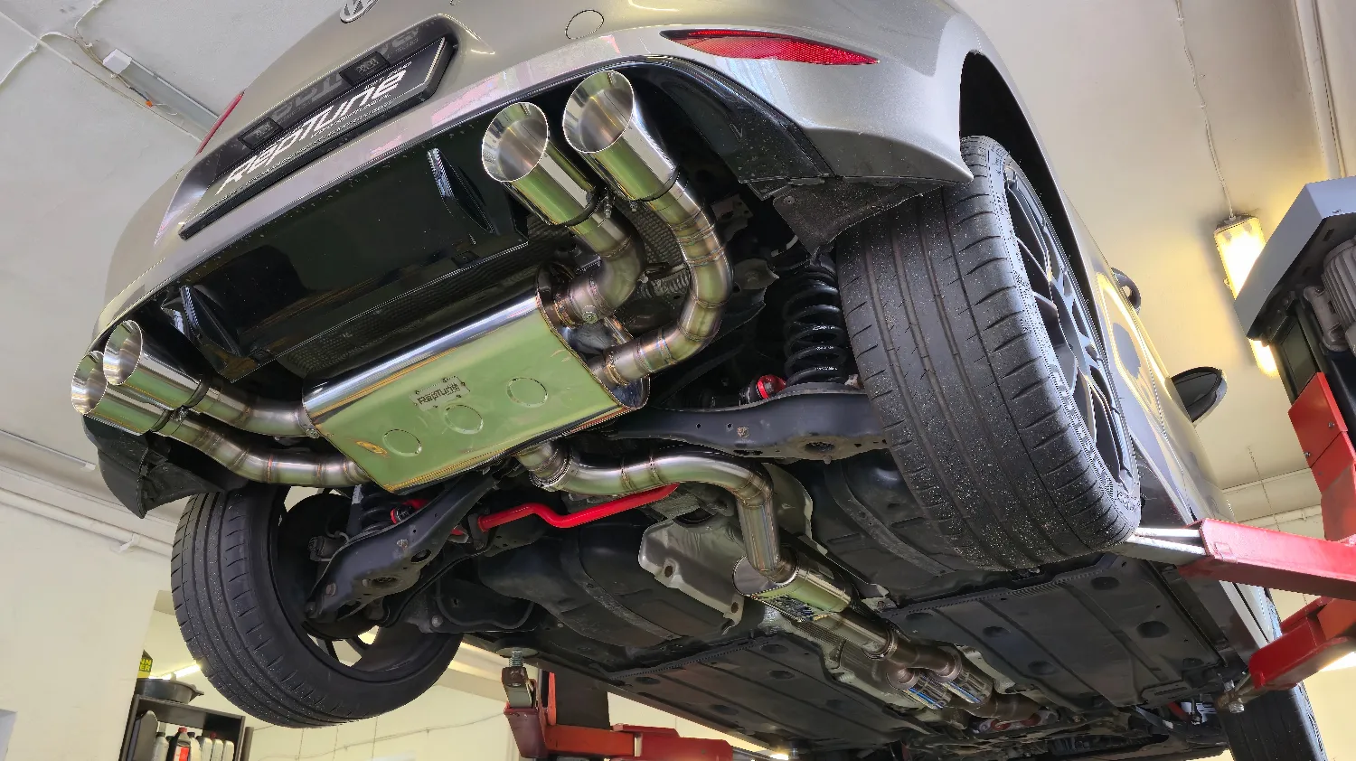 zdjęcie przedstawiające RepTune - Tuning mechaniczny i elektroniczny, serwis zaawansowany