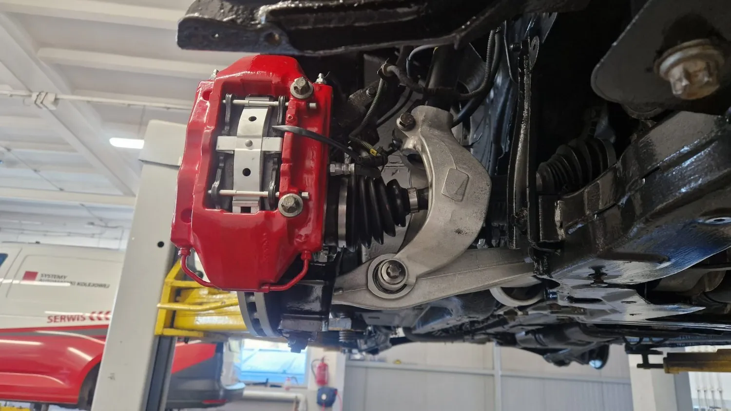 zdjęcie przedstawiające S50 Nagórscy Car Service - warsztat samochodowy