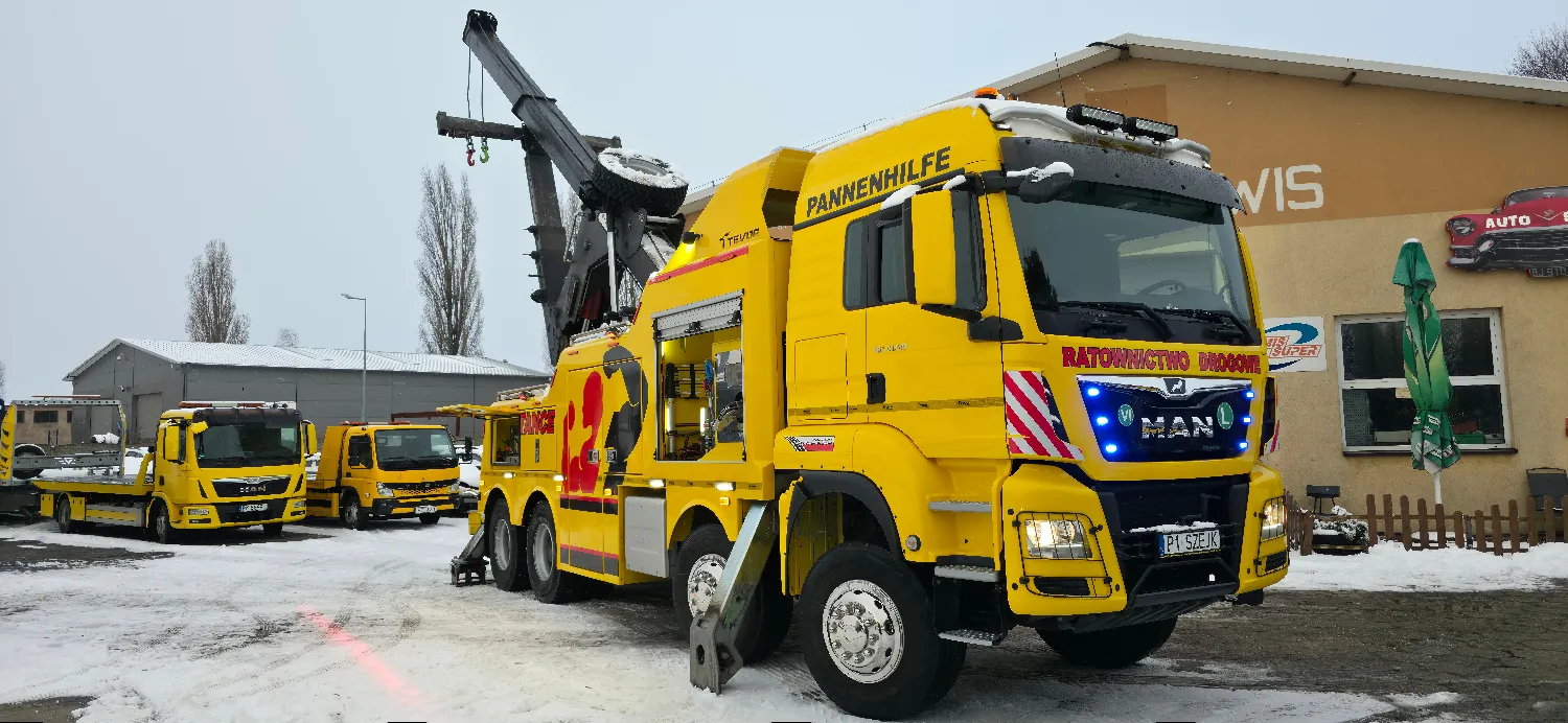 zdjęcie przedstawiające CARBUSINESS.pl Dominik Świątek - POMOC DROGOWA