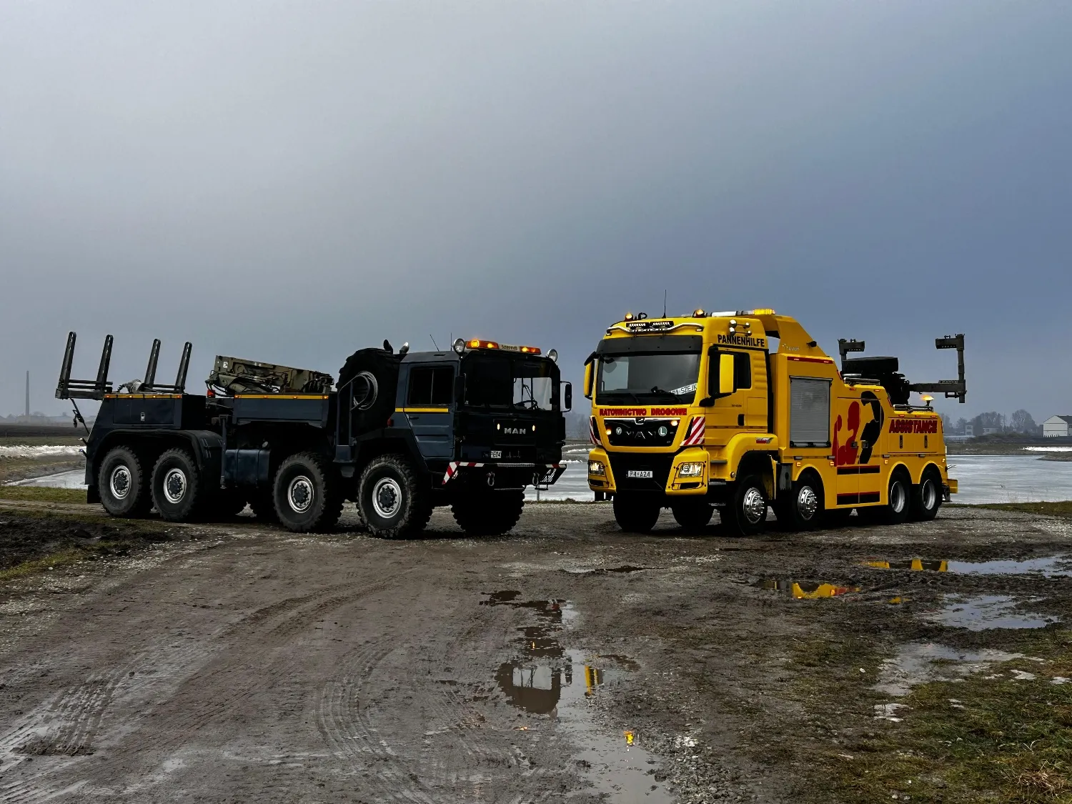 zdjęcie przedstawiające CARBUSINESS.pl Dominik Świątek - POMOC DROGOWA