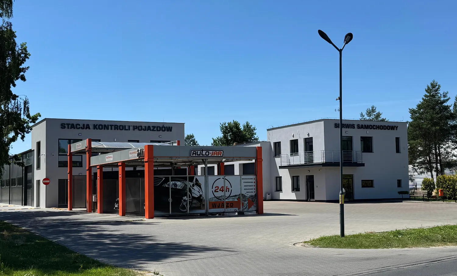 zdjęcie przedstawiające AUTO-JAR Centrum Samochodowe Radom