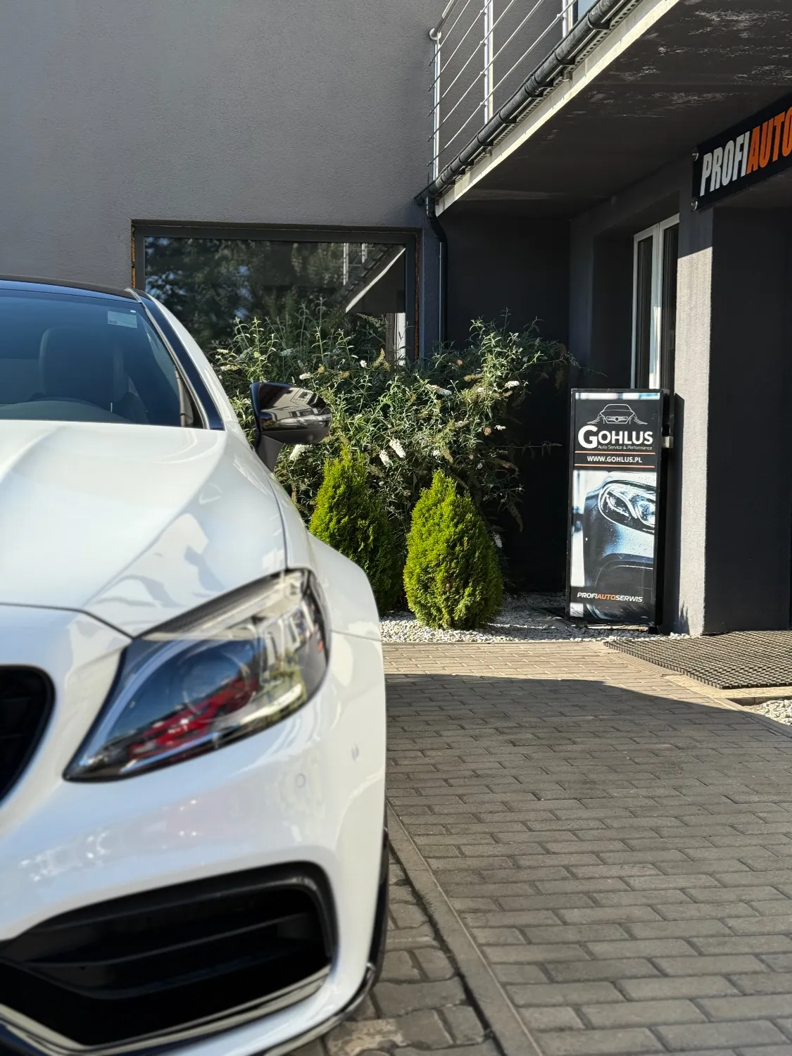 zdjęcie przedstawiające GOHLUS Auto Service & Performance