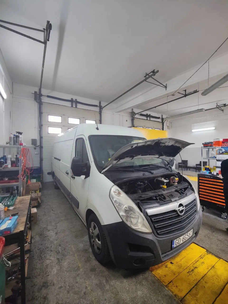 zdjęcie przedstawiające OLEJARKA - szybka wymiana oleju