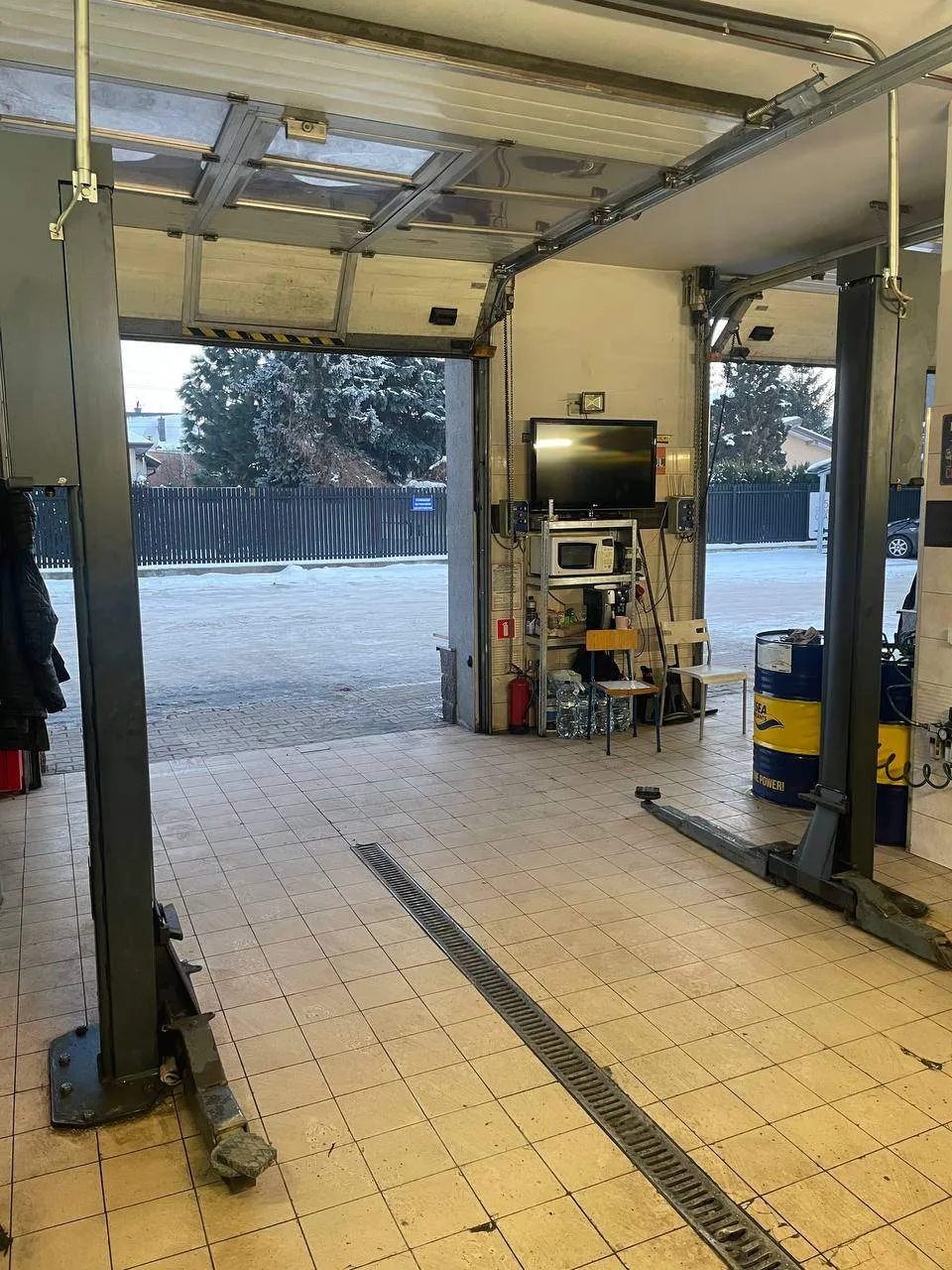 zdjęcie przedstawiające OLEJARKA - Szybka wymiana oleju w Wołominie