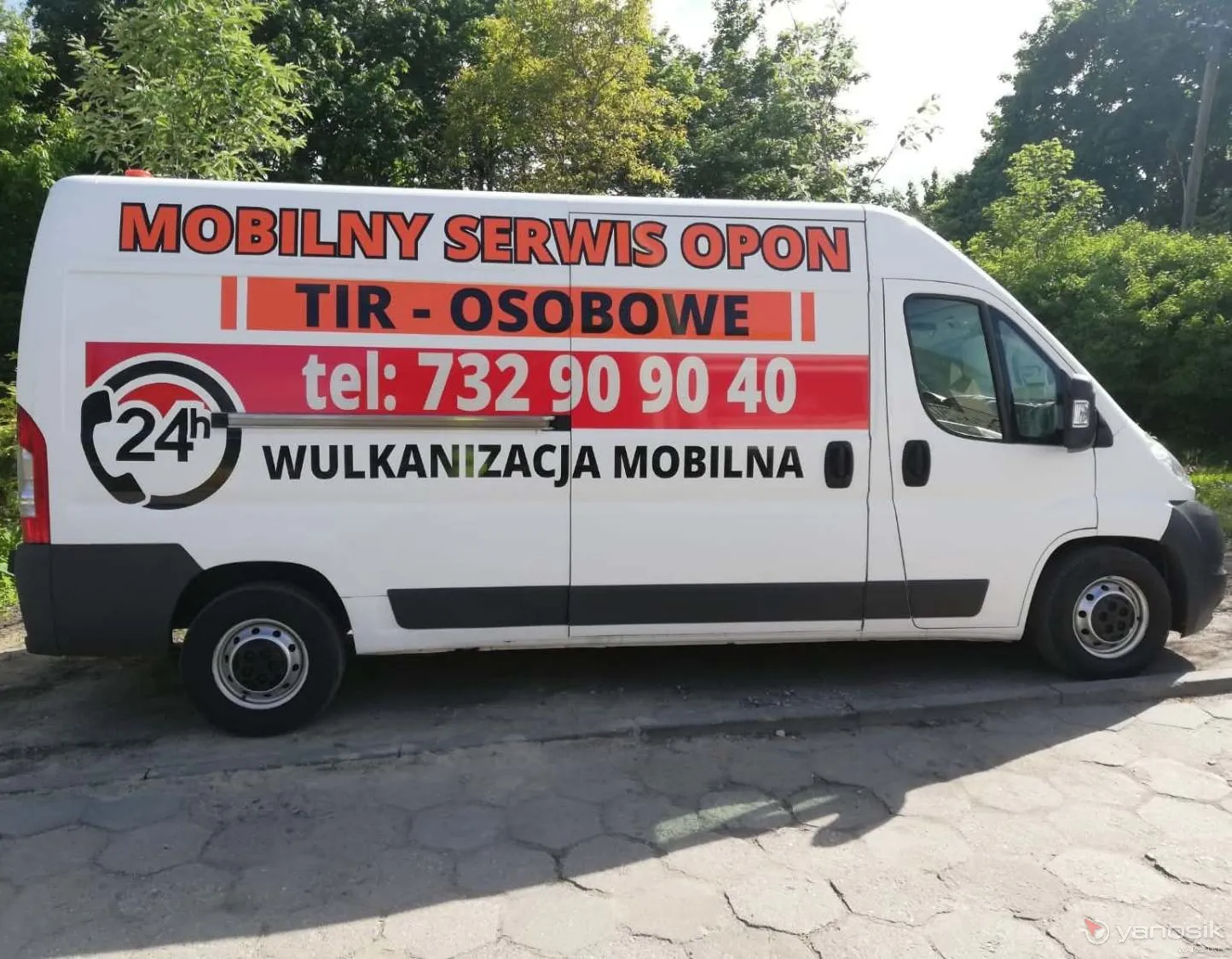 zdjęcie przedstawiające Usługi wulkanizacyjne i mechanika