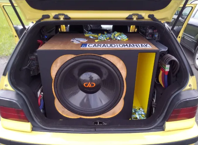 zdjęcie przedstawiające Car Audiomaniak