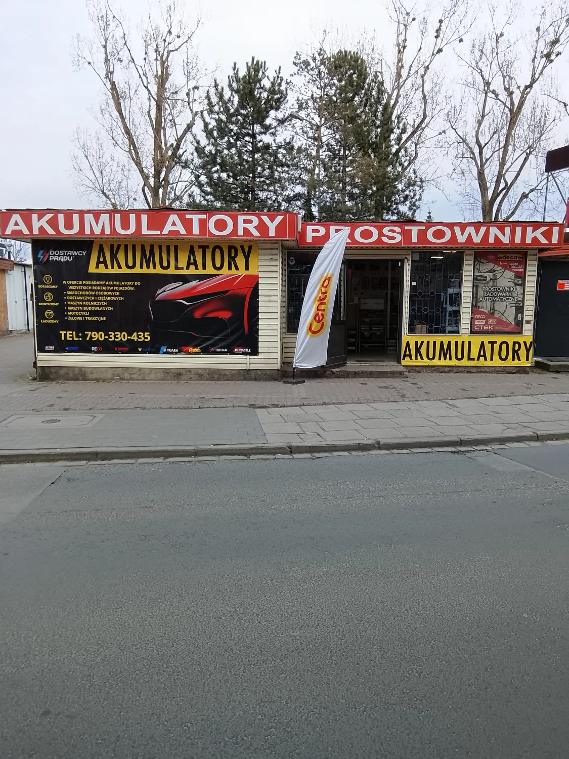 zdjęcie przedstawiające Dostawcy Prądu- Akumulatory Orzechowa