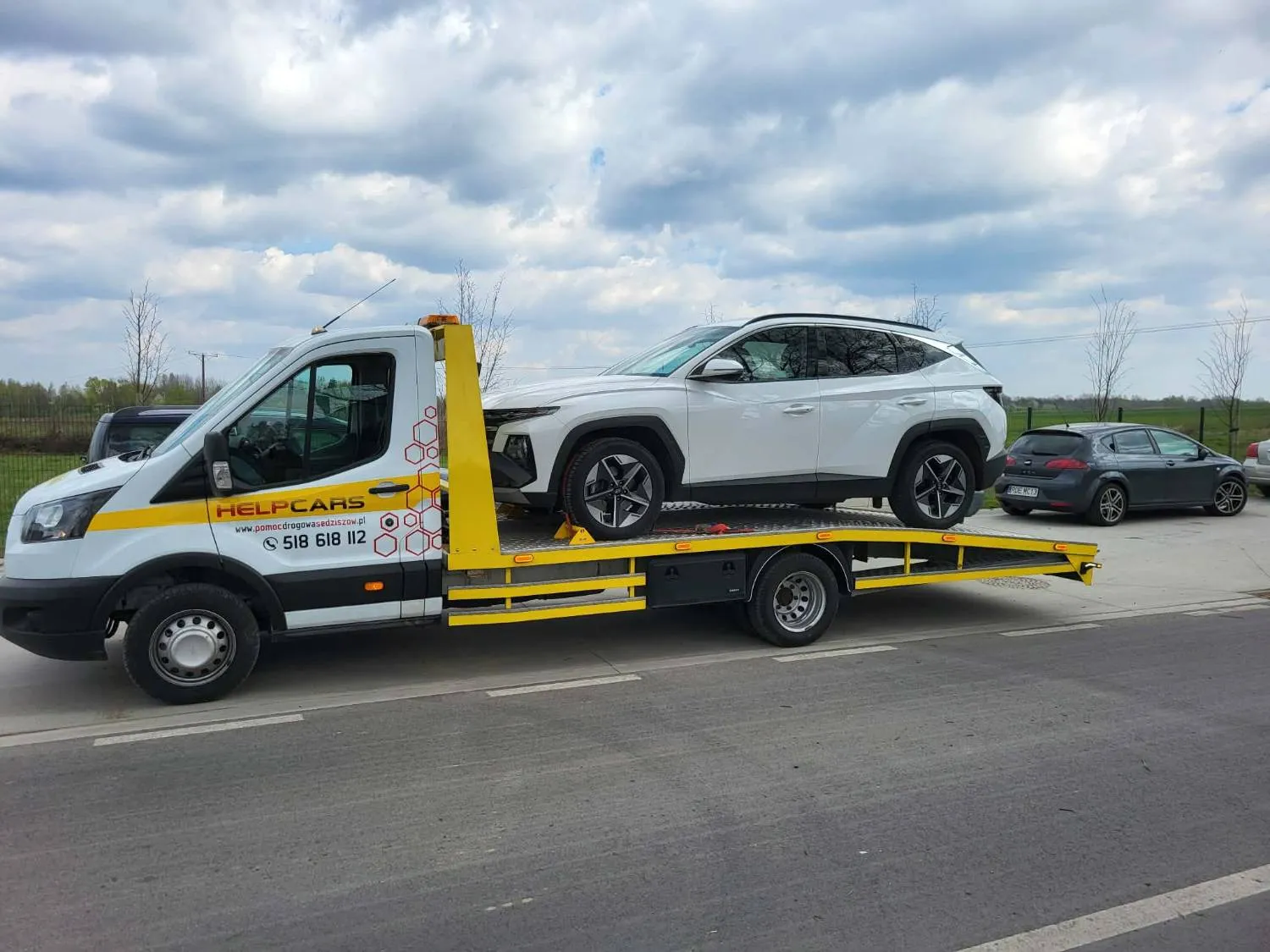 zdjęcie przedstawiające Pomoc Drogowa HelpCars