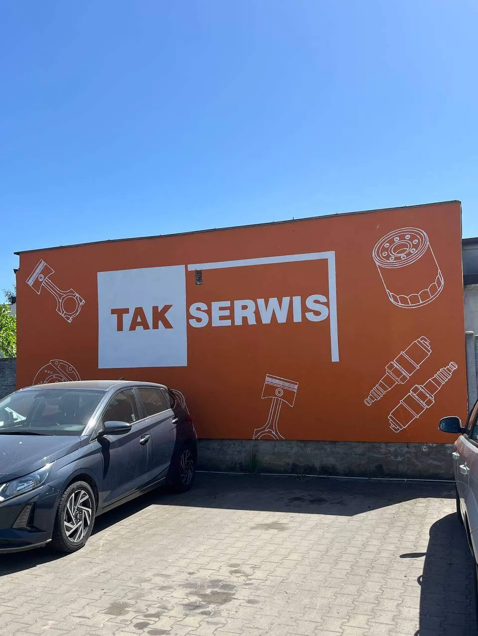 zdjęcie przedstawiające Tak Service