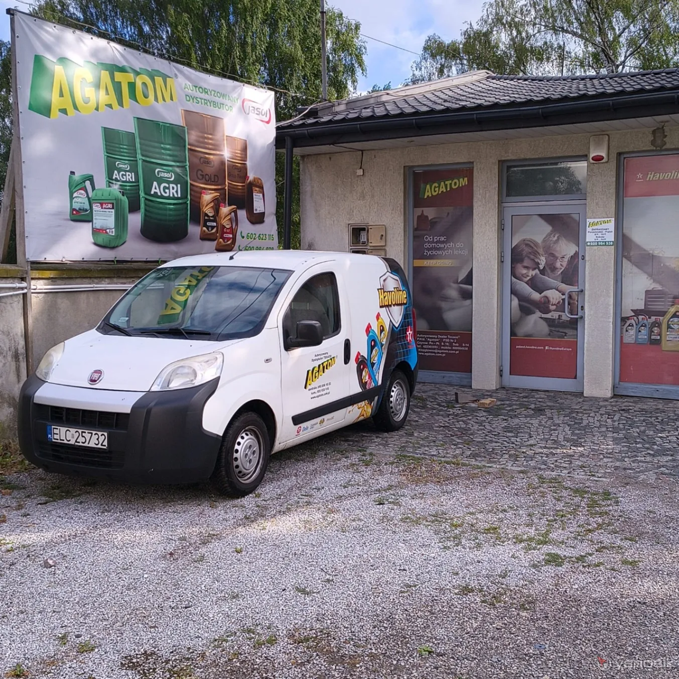 zdjęcie przedstawiające AGATOM sklep z olejami