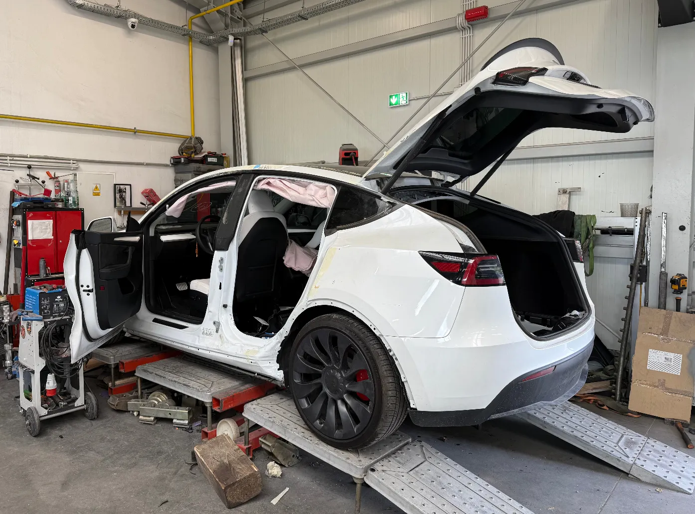 zdjęcie przedstawiające CUNEO Modern Car Care